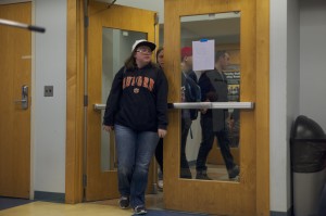 Students arrive to listen to Dean Darrin Campen and voice their concerns (Photo Credit: Adriano Cassoma)