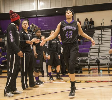 latasha-gross-pregame-intros
