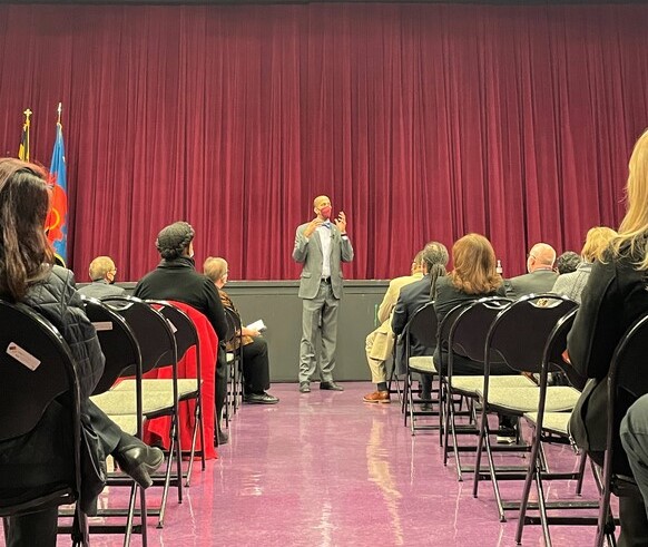 Dr. Williams addresses the audience at his welcome reception in the Theatre Arts Arena. Photo by Ayesha Adnan.