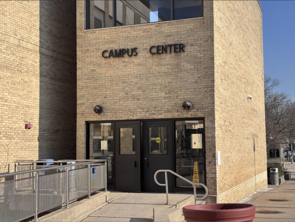 (A Photo outside of Campus Center. Photo Credit: Farahnaaz Qaderi) 